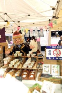 青山ファーマーズマーケットにて